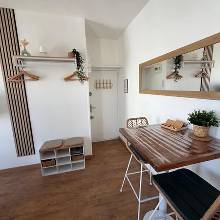 아파트 Petit Nid Cosy A 50 M Des Plages Et Des Commerces *